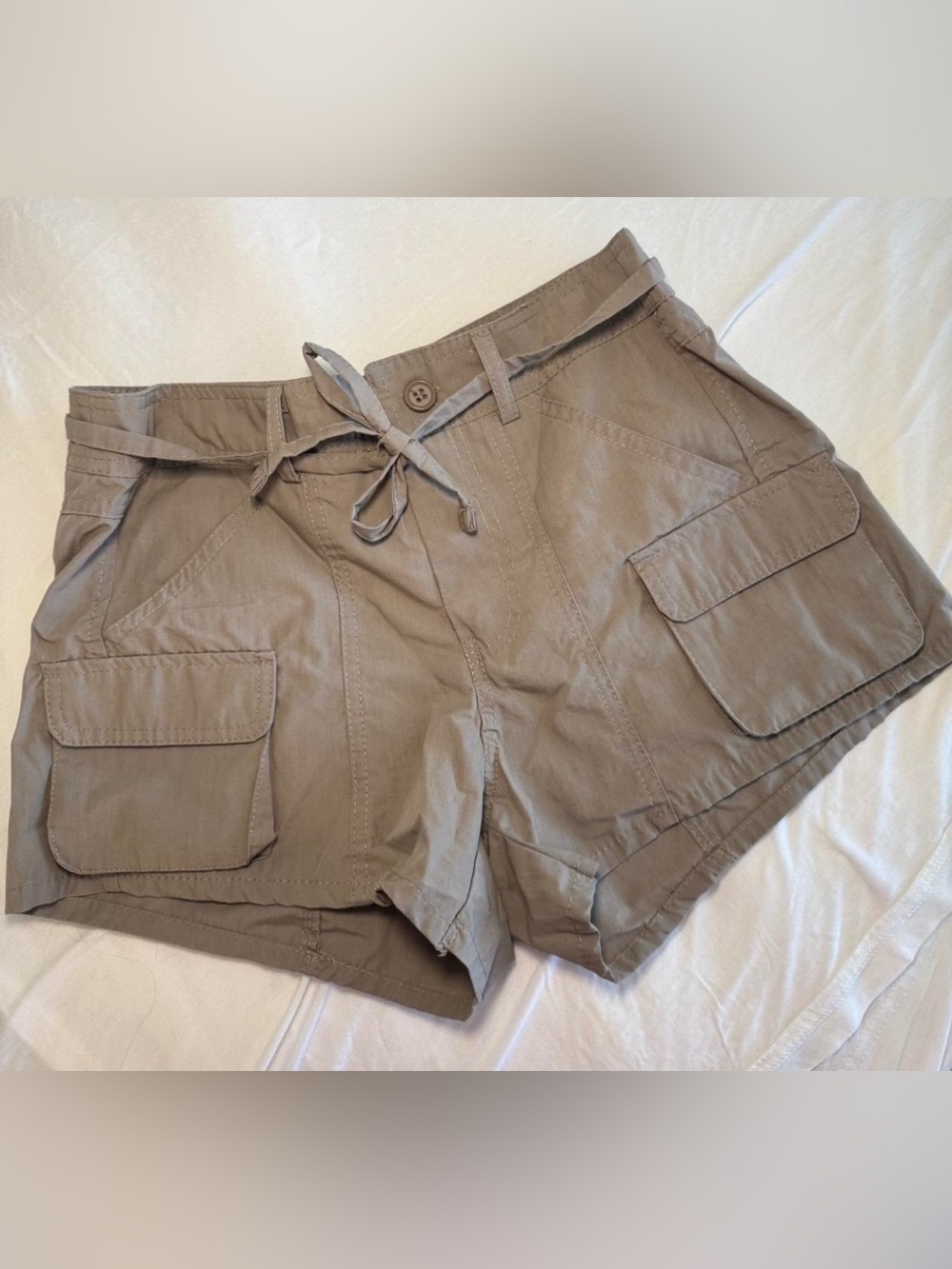 Casual Cargo Drawstring Women's Shorts - Taupe